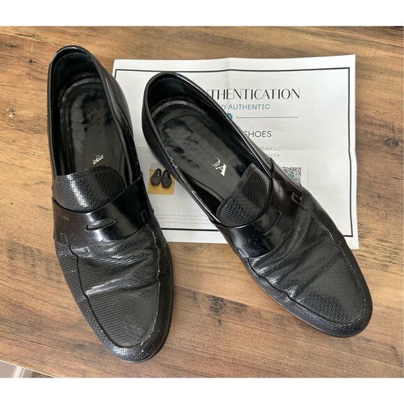 Prada Authentic Black Leather Textured Vintage Loafers, Slip-On Shoes, *Sz 10 - Picture 1 of 13